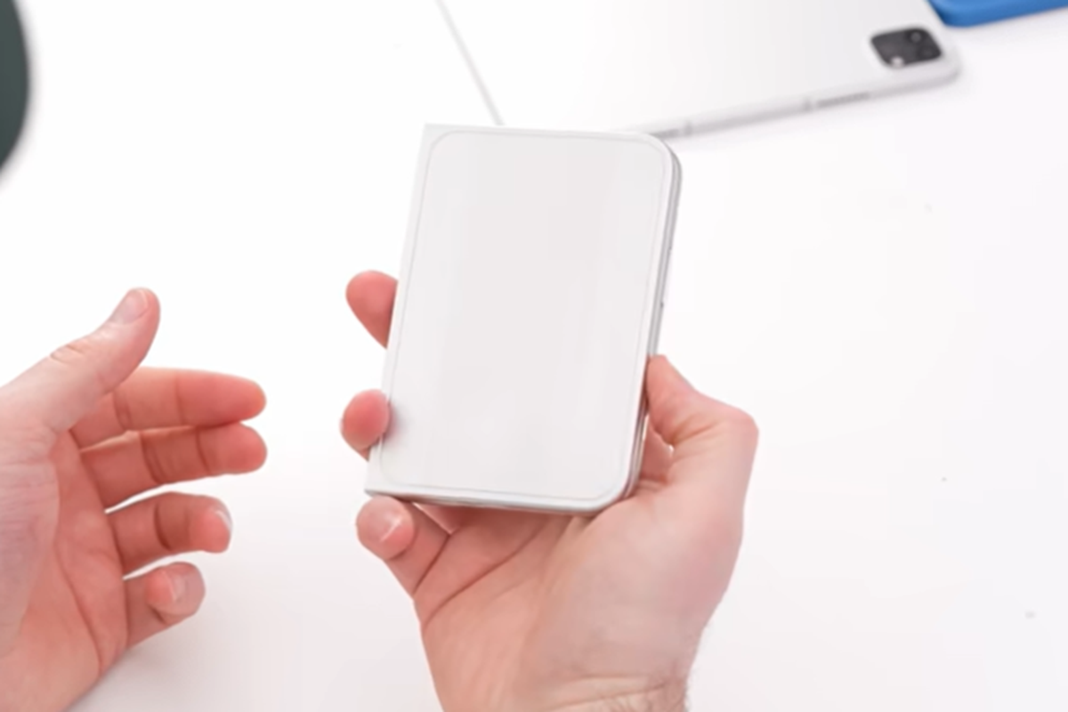Video Hands-on Disebut Ungkap Desain iPhone Ultra, Calon HP Lipat Pertama Apple